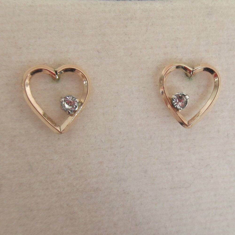 Krementz 14k Yellow Gold Open Heart w/ Diamond Earrings Dainty Petite 0.64 Grams
